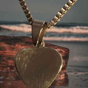 Petit Cœur plaqué Or Médaille Acier Chirurgical Gravée avec Photomontage Personnalisé